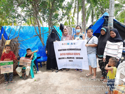 Bantuan dari relawan BP2LHK Makassar