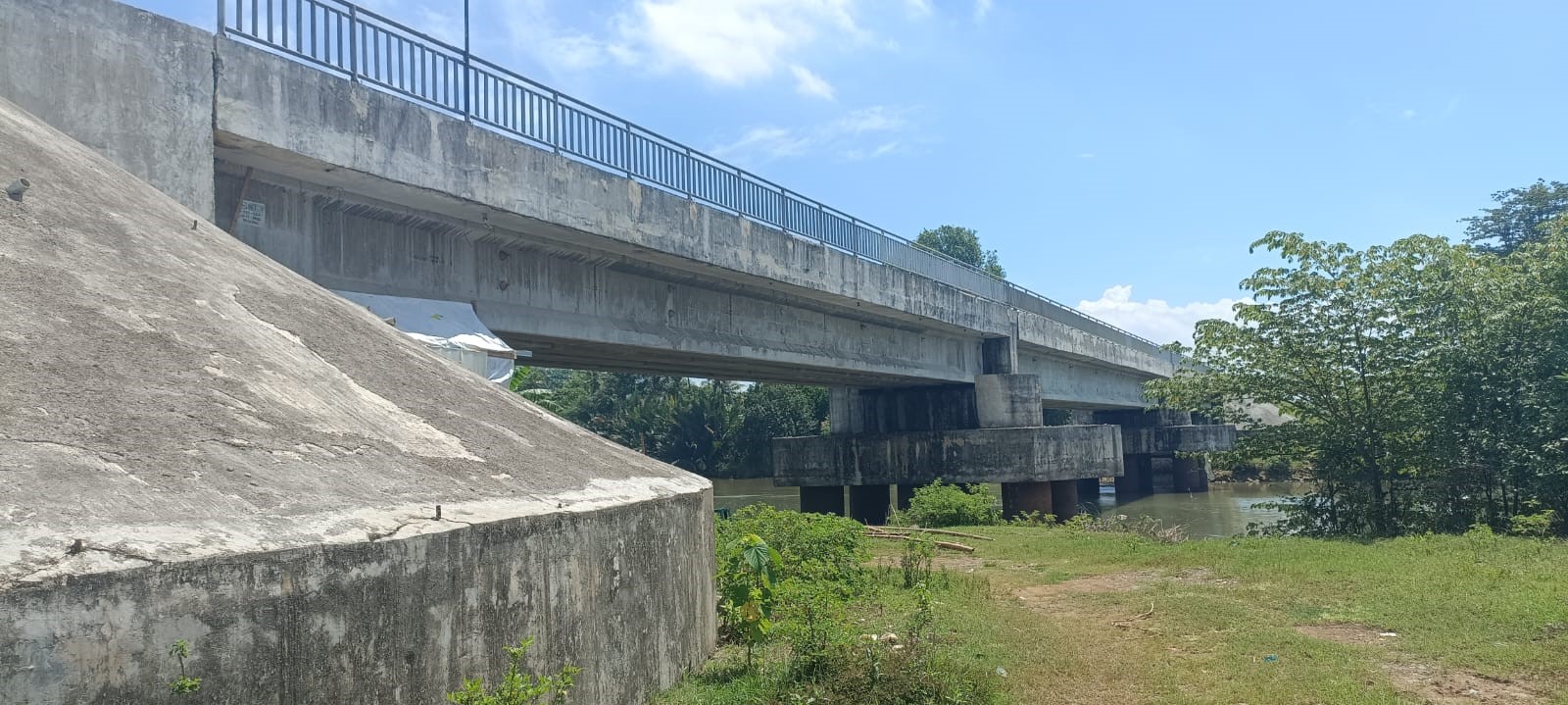 BPSILHK MAKASSAR MELAKSANAKAN KEGIATAN UJI TERAP STANDAR UKL-UPL KEGIATAN PEMBANGUNAN JEMBATAN ATAU UNDERPASS/OVERPASS